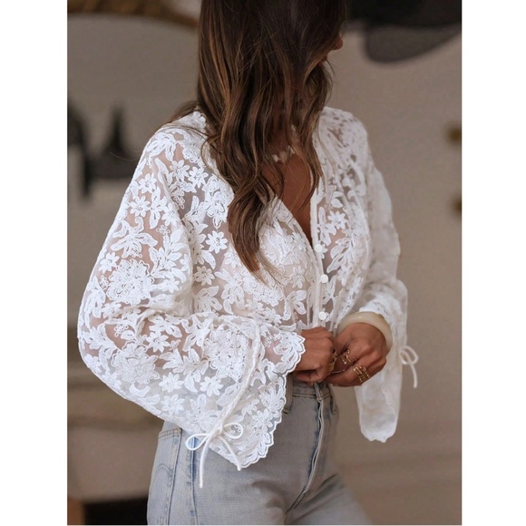 Guipure Lace on Mesh White V-Neck Floral Pattern Button Down Shirt Sheer - Picture 3 of 11